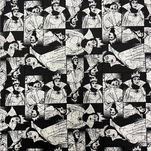 LuLaRoe Disney Evil Queen Carly Dress size XXS - Picture 2 of 5